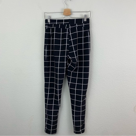 Cosmic Beauty Black & White Pull On High Rise Window Pane Leggings Size Medium - Picture 4 of 4
